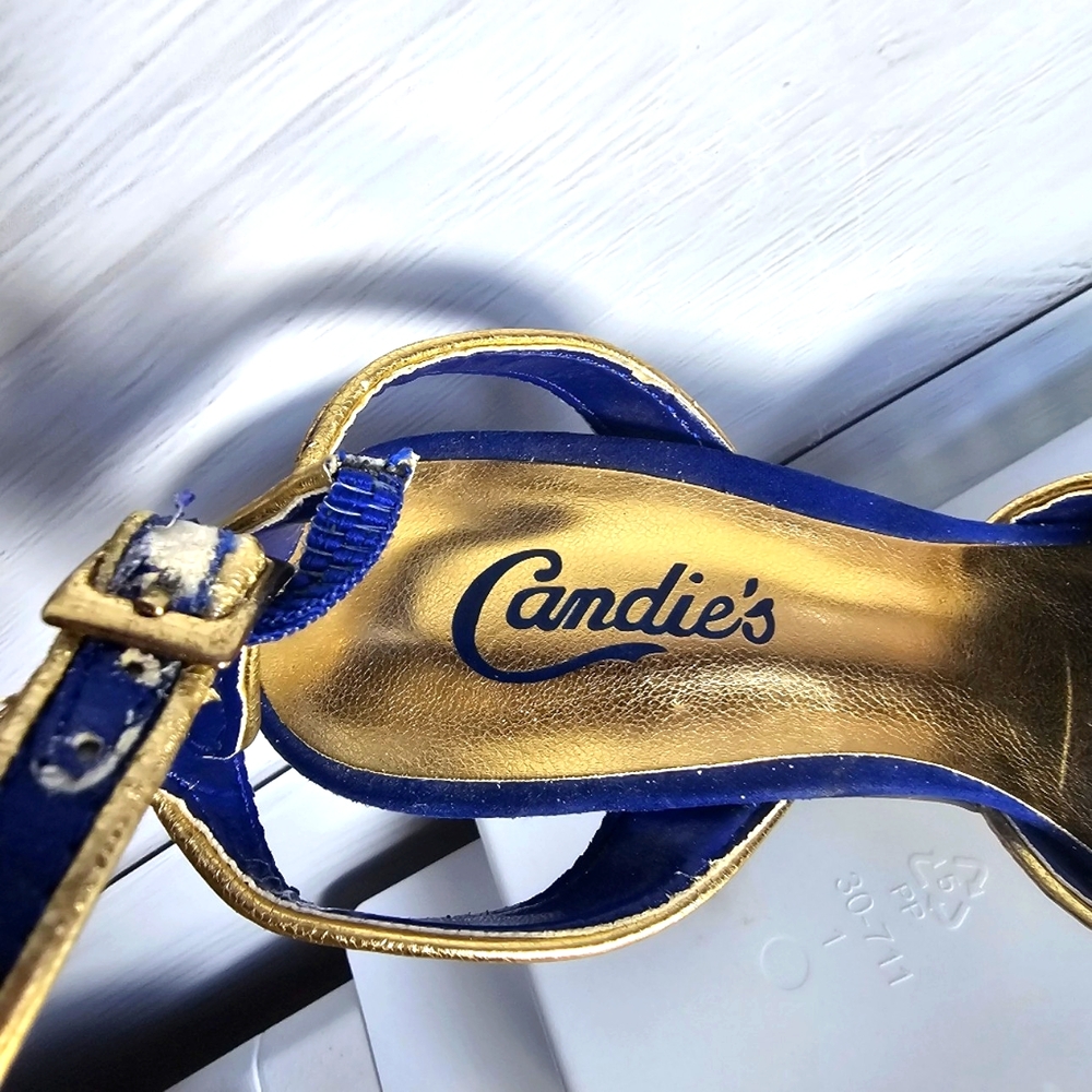 Candies Blue Faux Suede 5 Inch Platform Heels Size 7 M With Gold Trim - Picture 9 of 11